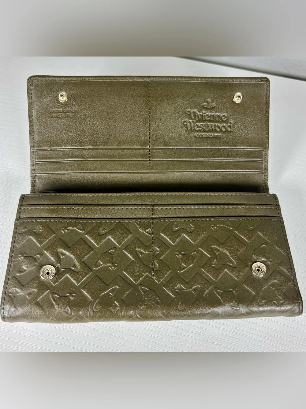 Vivienne Westwood Embossed Leather Wallet~ made in Italy